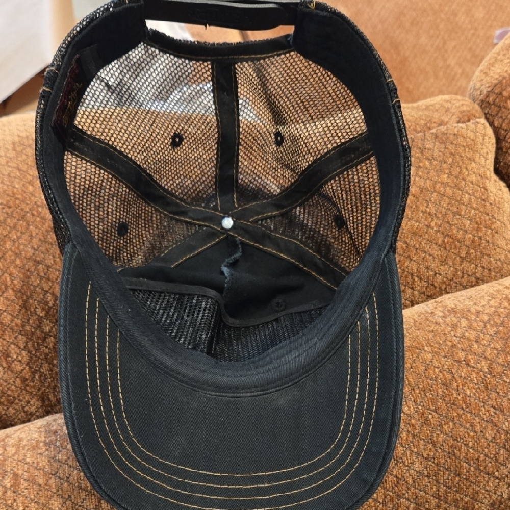 Vintage Von Dutch Black Cap with Skull and Logo Patches - Picture 5 of 11